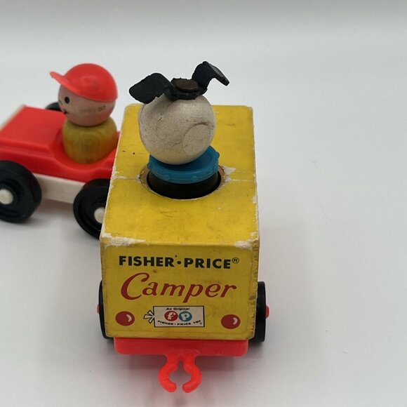 Vintage 1968 Fisher Price Little People Wood Camper 686 Car Wooden Boy & Dog - Picture 5 of 16